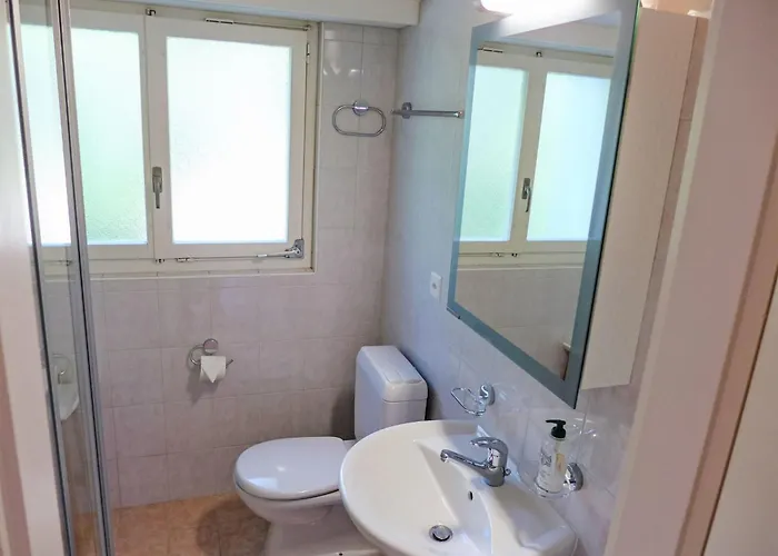 Апартаменты Les Arolles B12 By Interhome