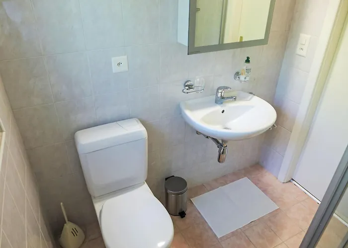 Апартаменты Les Arolles B12 By Interhome Кран-Монтана