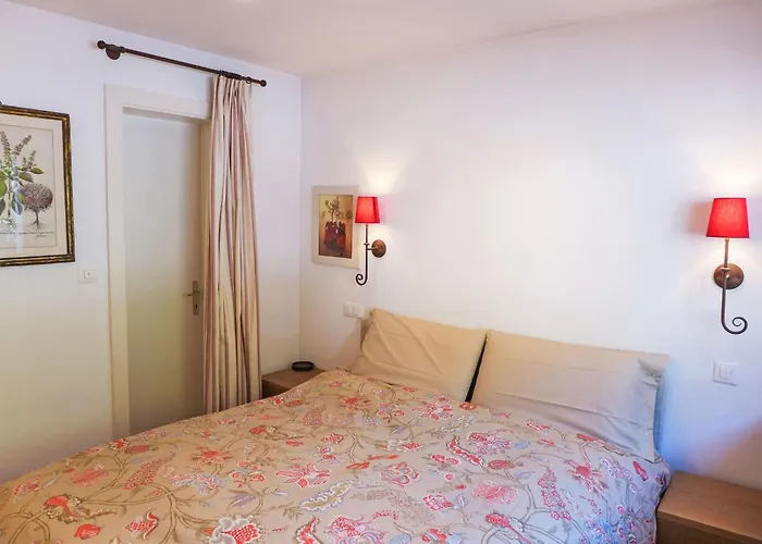 Апартаменты Les Arolles B12 By Interhome